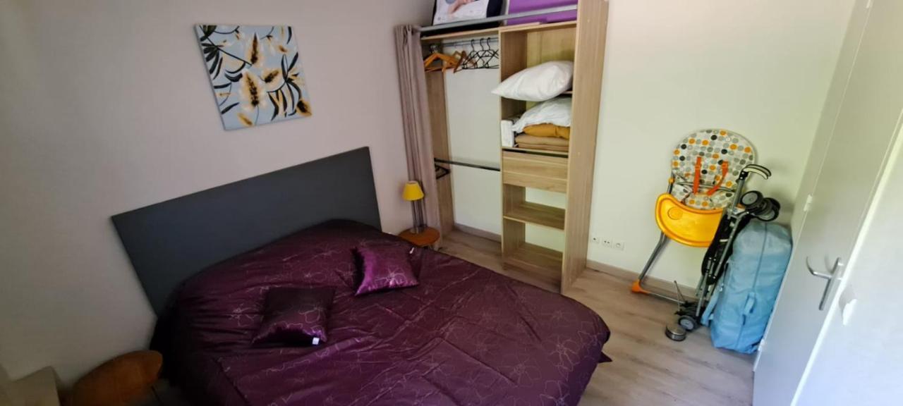 Le Voilier. Honfleur T2 Dans Residence Avec Piscine Équemauville Exteriör bild